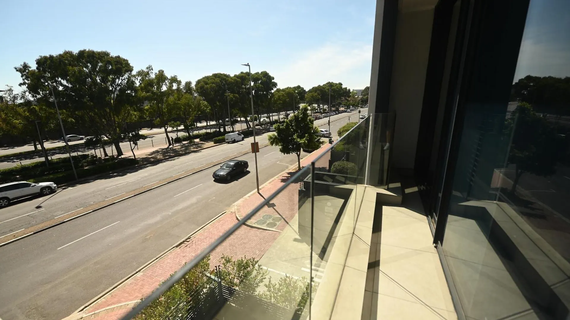 Daire Modern One Bedroom In The Warwick Cape Town Güney Afrika