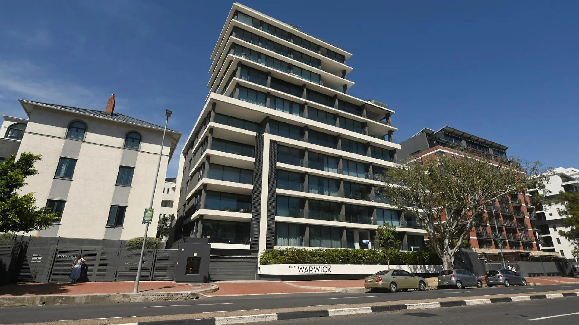 Modern One Bedroom In The Warwick Cape Town Daire